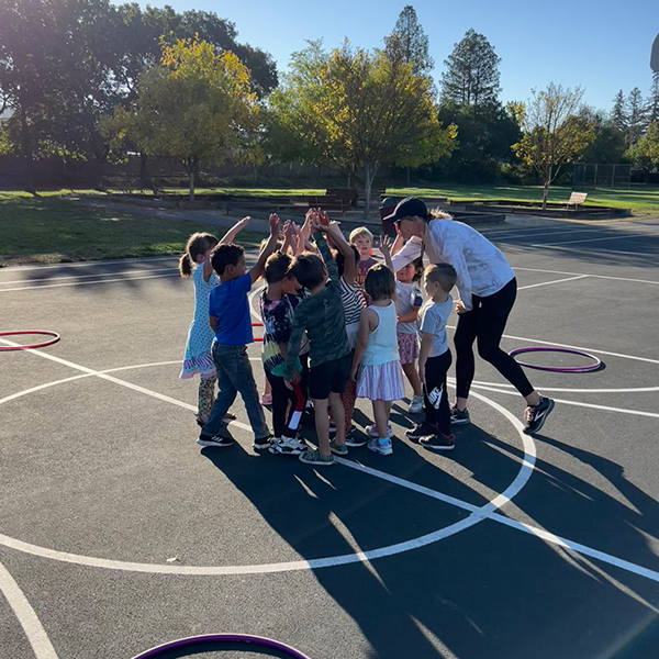 kindergarten recess group playing